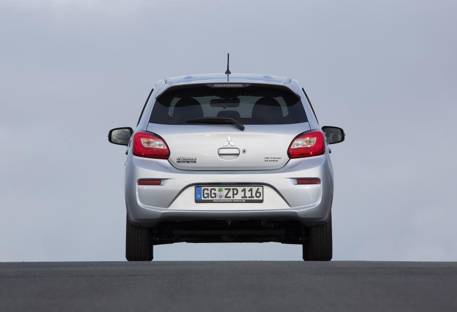  Mitsubishi Space Star 2016 года  (EU) (фото 31 из 45)